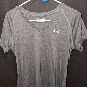 Under Armour Women's Gray V-Neck Top